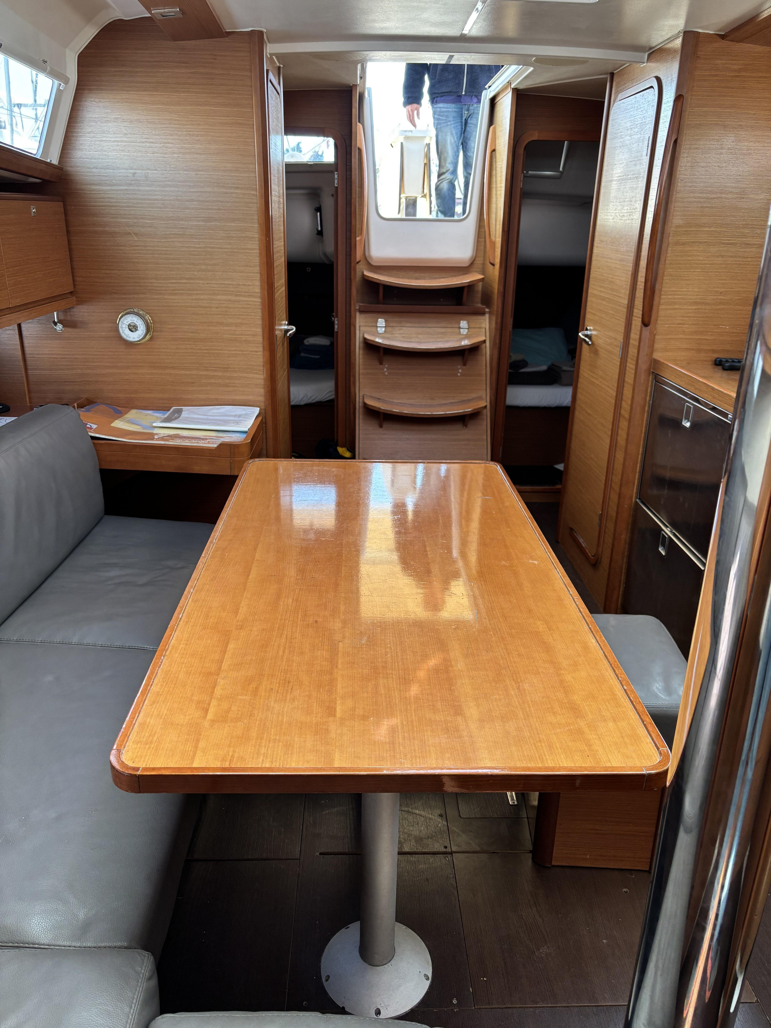 Dufour 382 Grand Large — photo 9