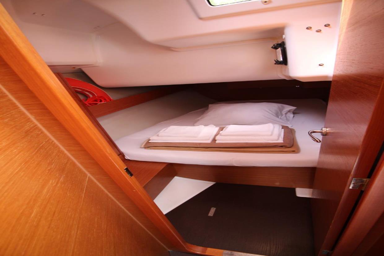 Dufour 382 Grand Large — photo 6