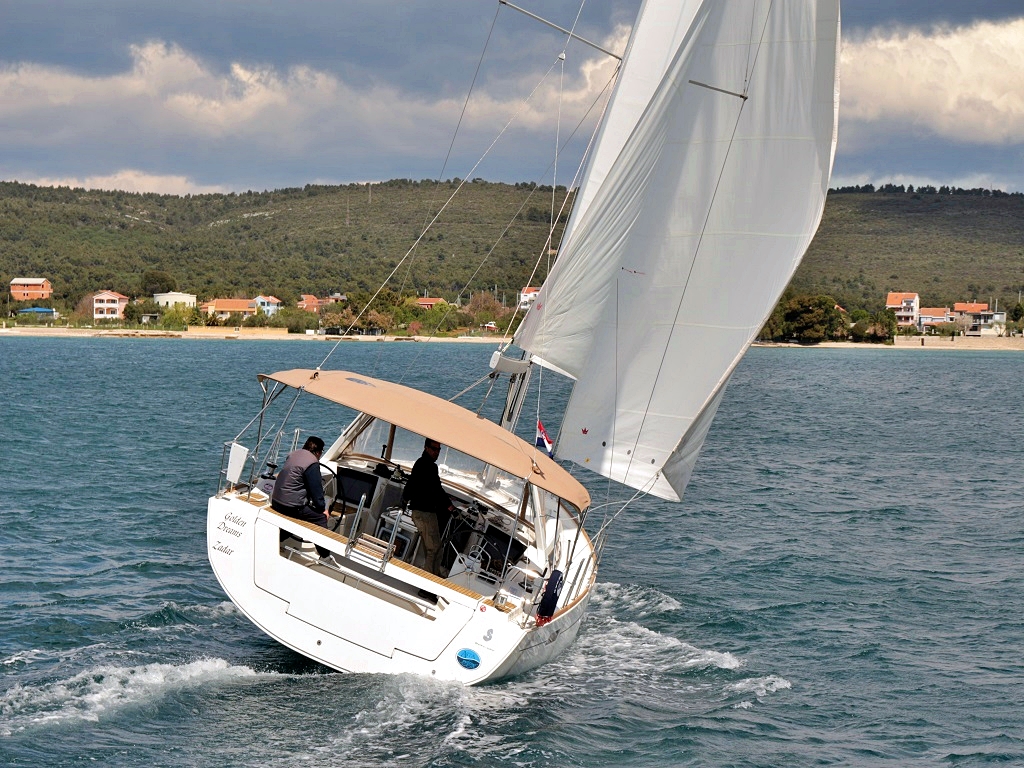 OCEANIS 45 BT — photo 1