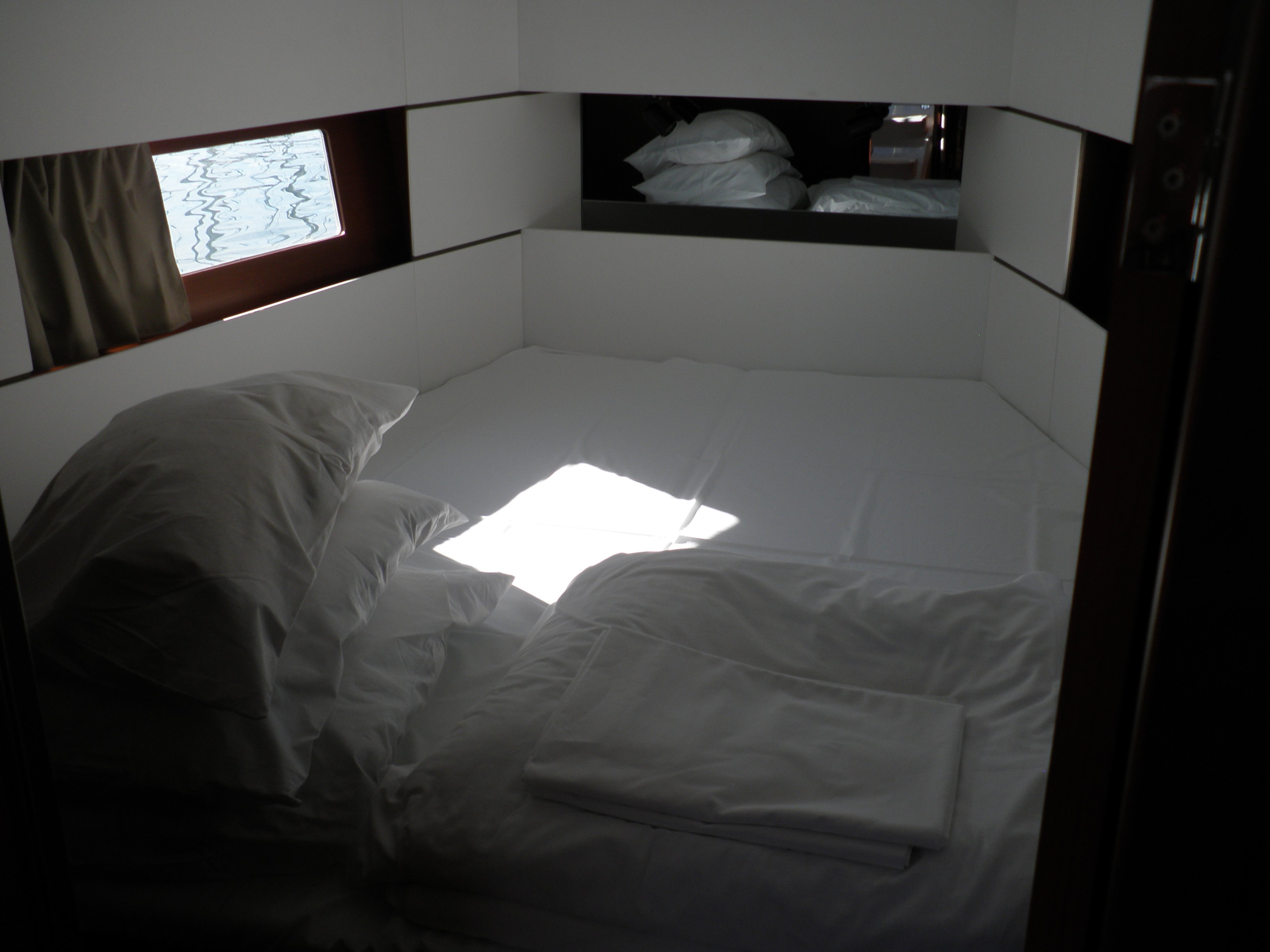 OCEANIS 38 1 2024 — photo 348