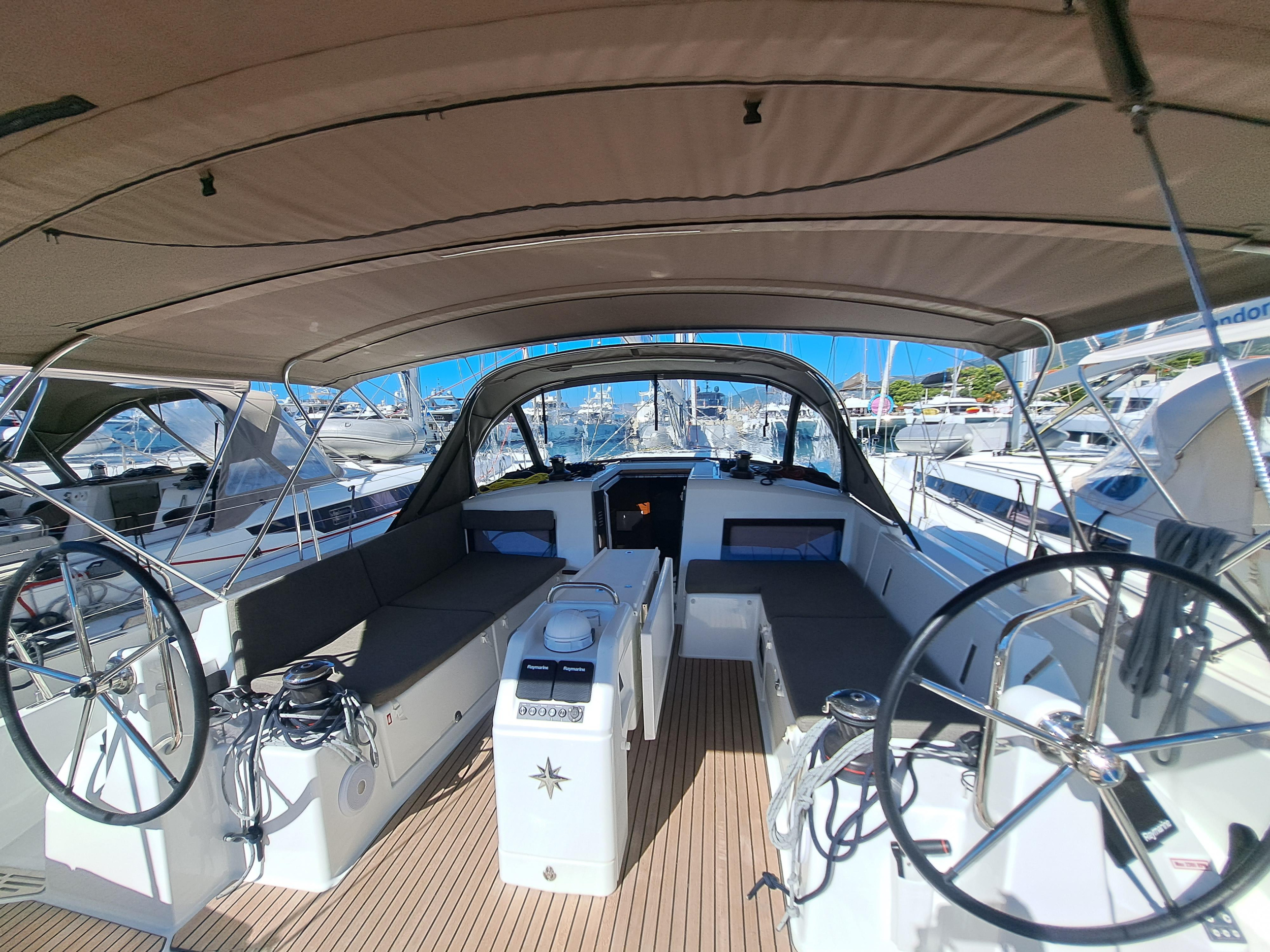 Sun Odyssey 490 — photo 4