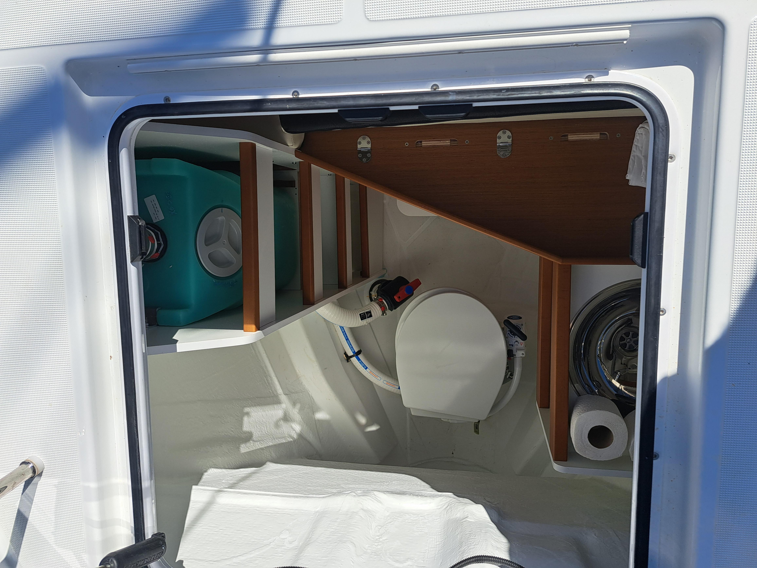 Sun Odyssey 490 — photo 9