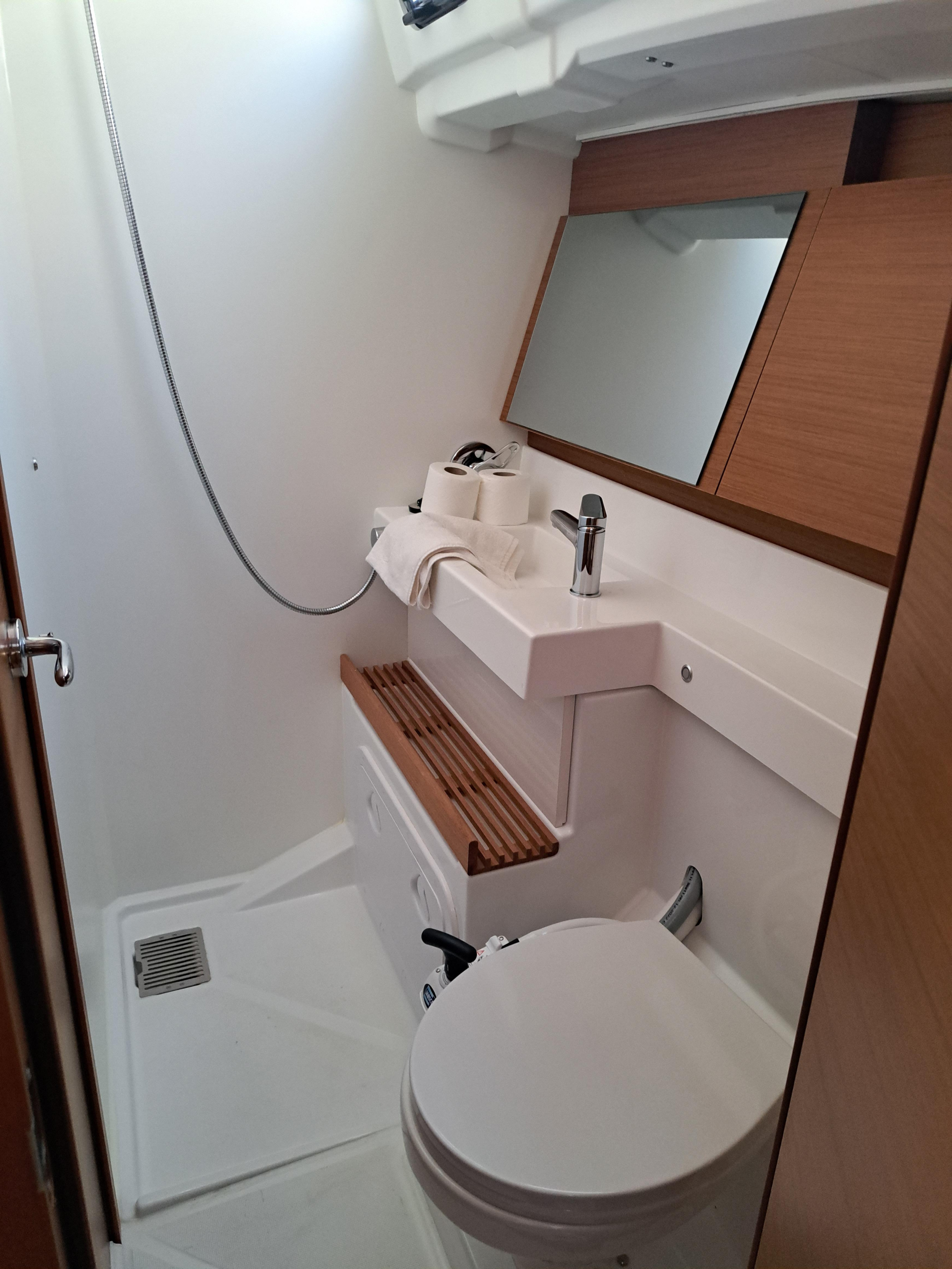 Sun Odyssey 490 — photo 6