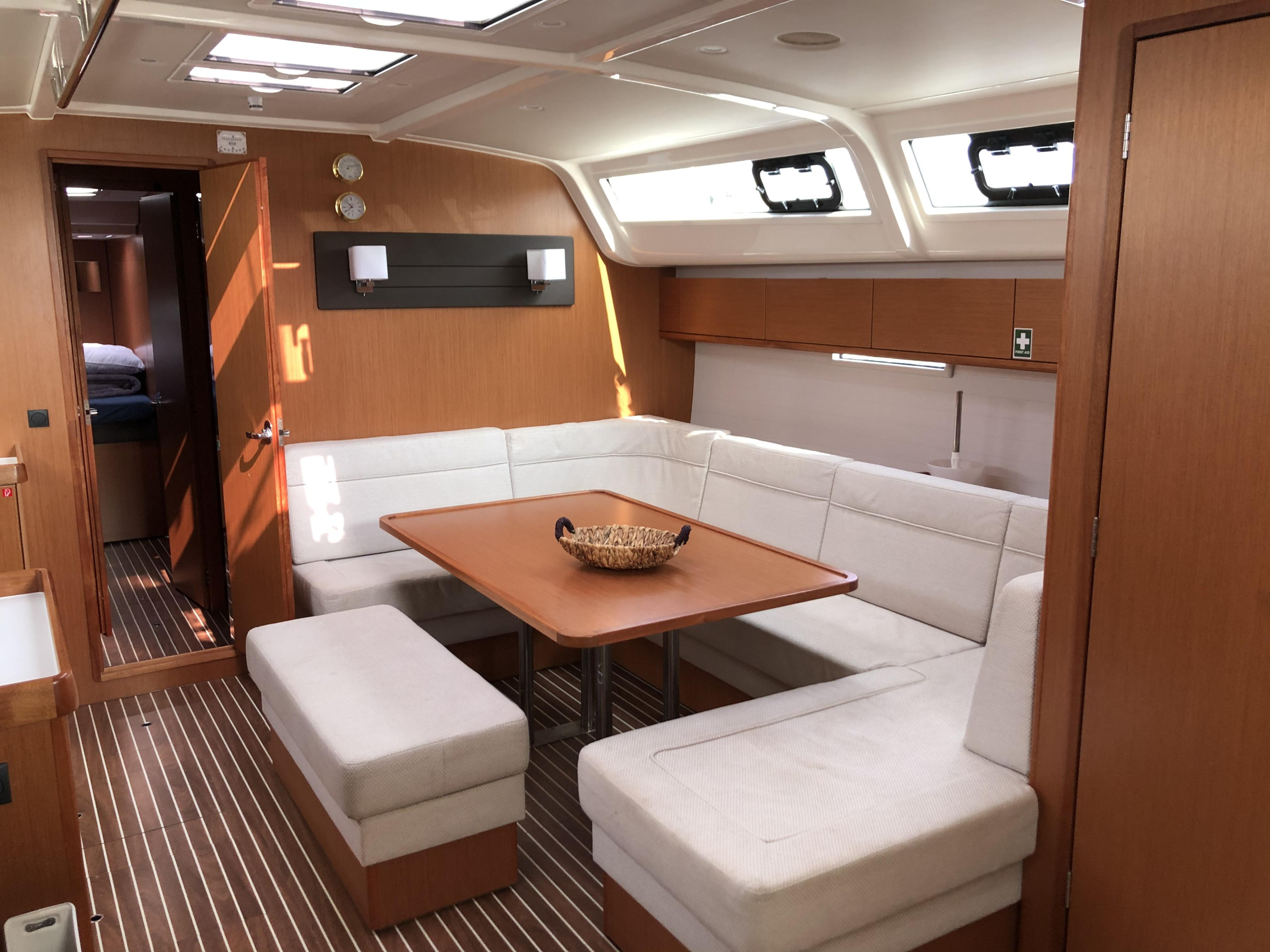Bavaria Cruiser 51 — photo 5