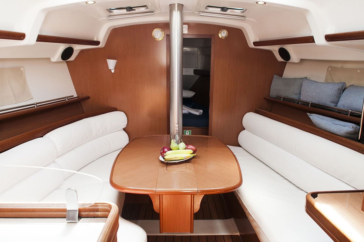 Oceanis 34.3 — photo 4
