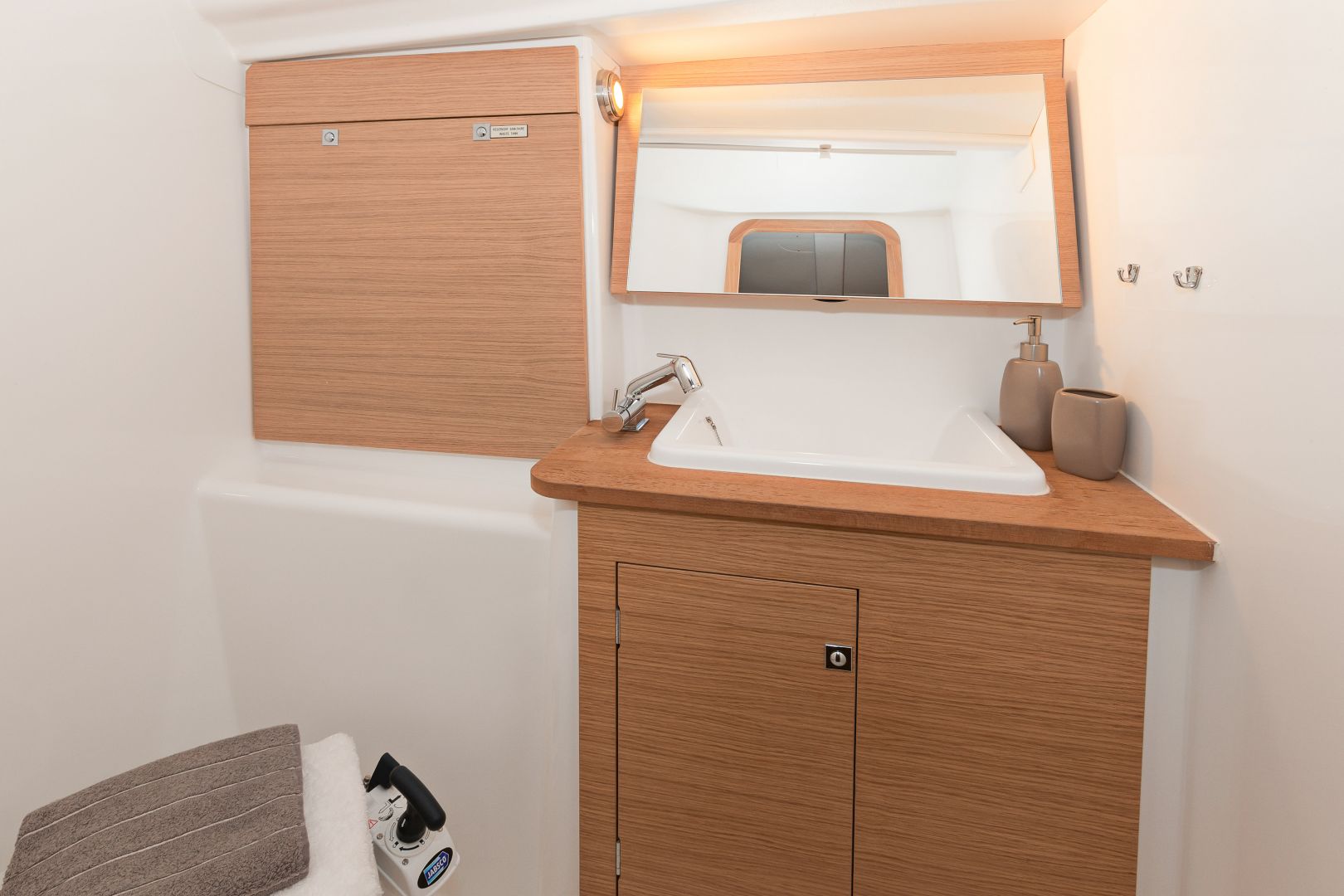 Dufour 382 GL — photo 9