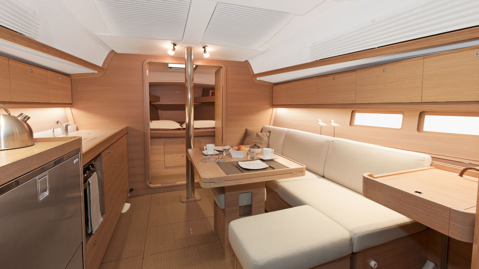 Dufour 382 GL — photo 12