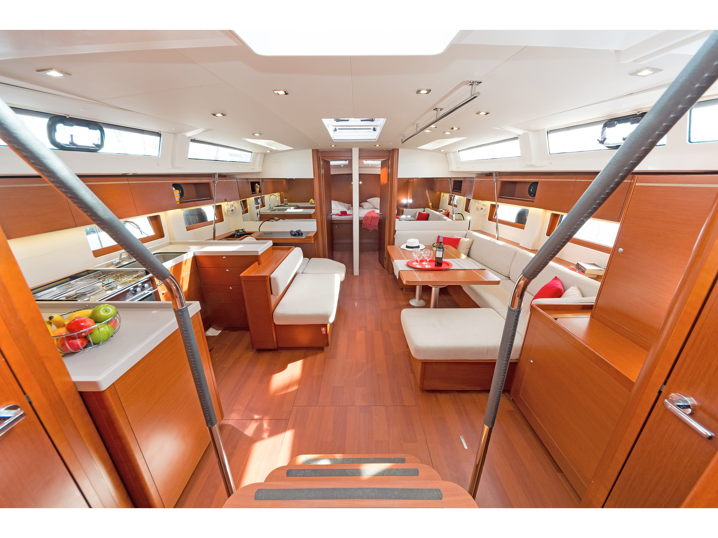 Oceanis 51.1 (5+1 cab) — photo 9