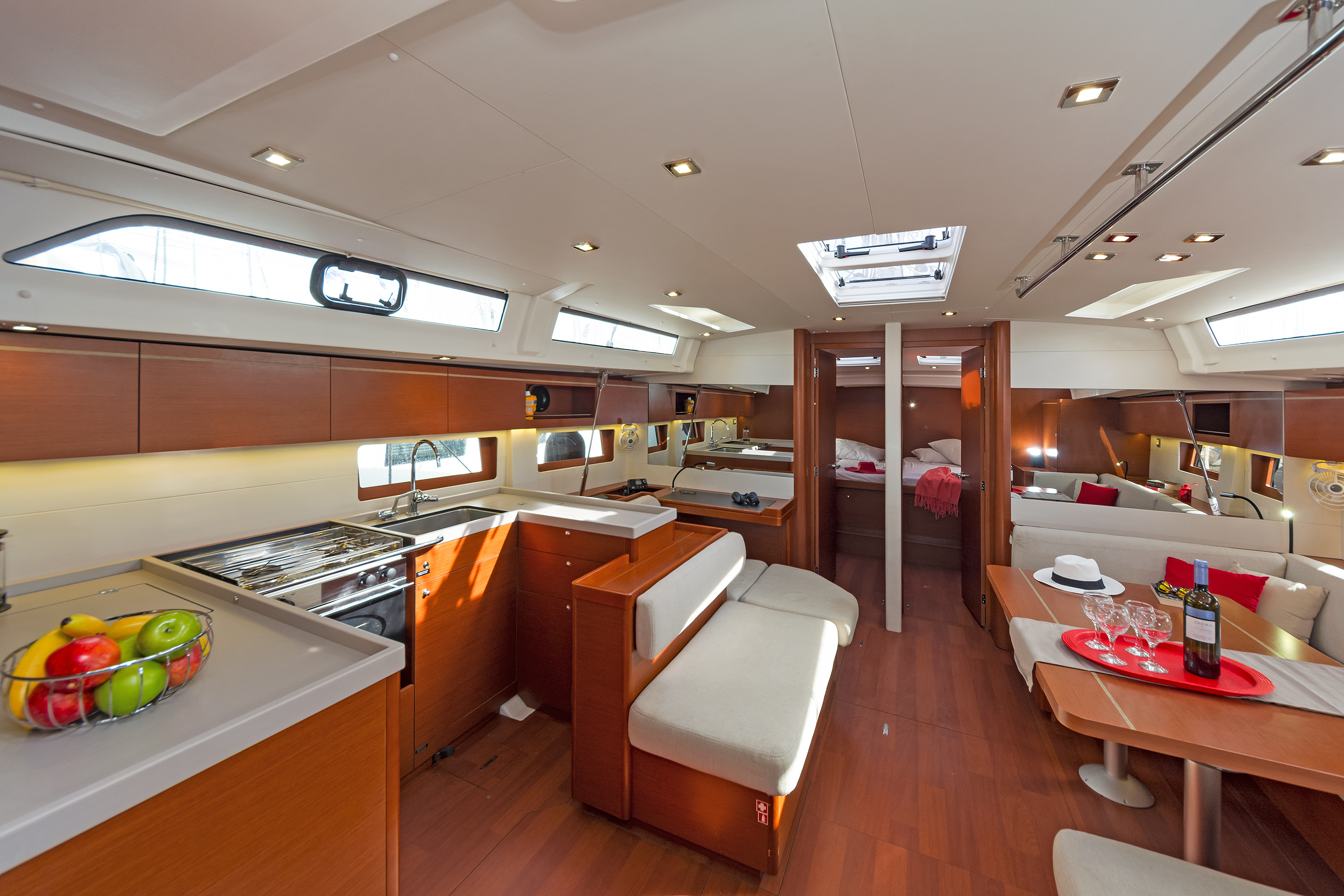 Oceanis 51.1 (5+1 cab) — photo 7