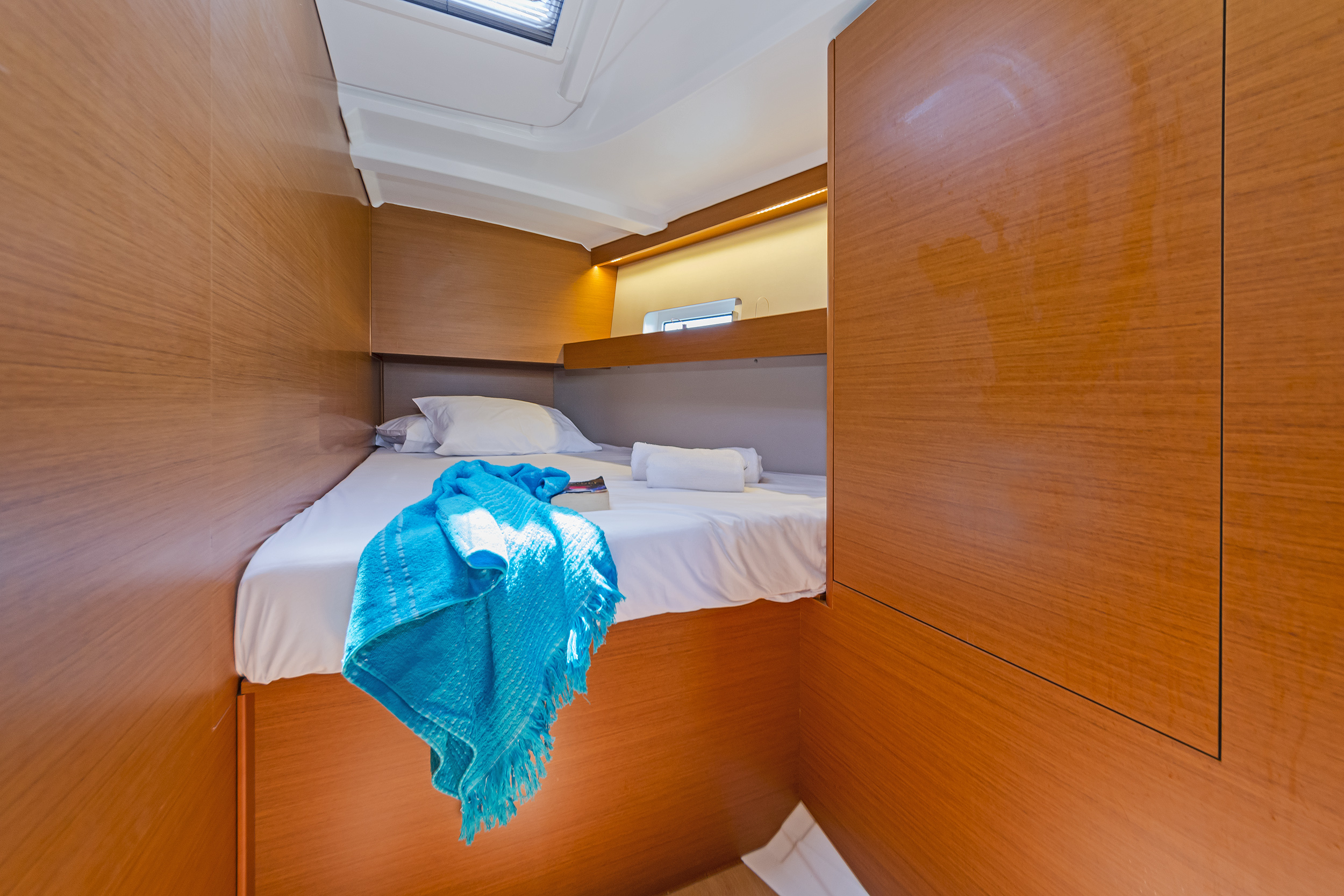 Sun Odyssey 490 — photo 18