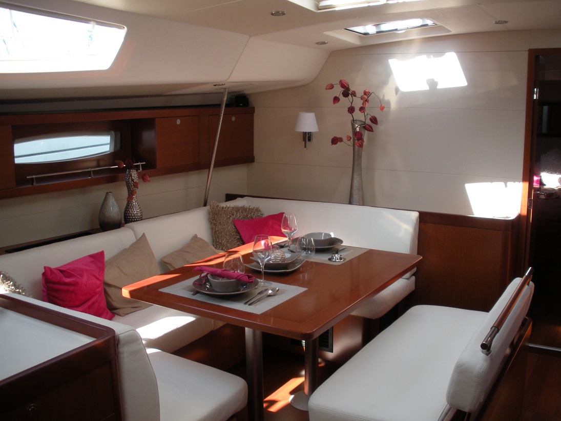 Oceanis 54 — photo 3