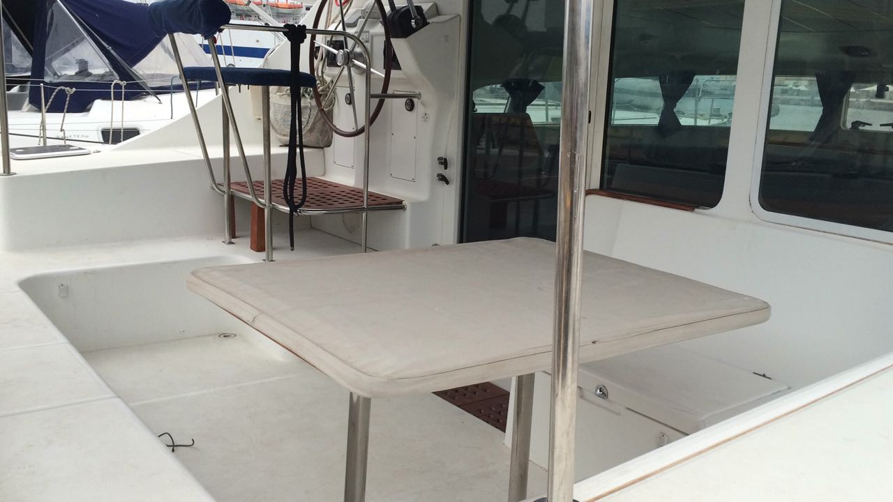 Lagoon 410 S2 — photo 2
