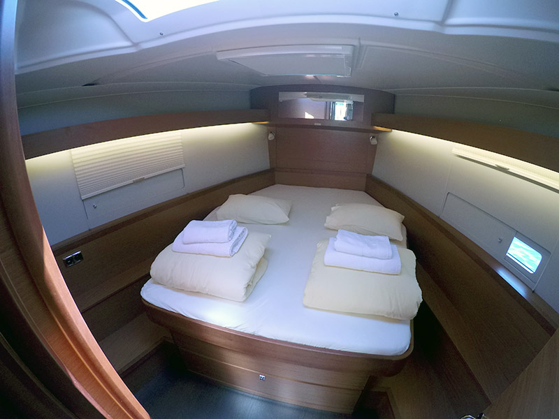 Dufour 430 GL — photo 28