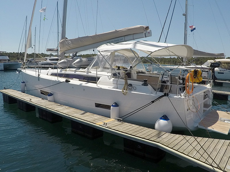 Dufour 430 GL — photo 31