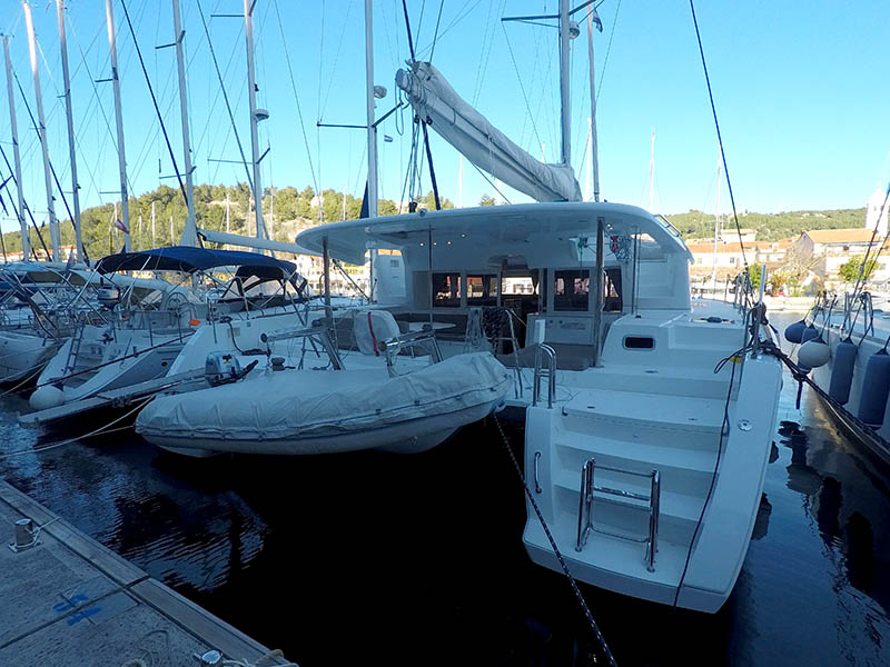 Lagoon 450 — photo 18
