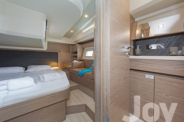 Hanse 548 AC & GEN — photo 11