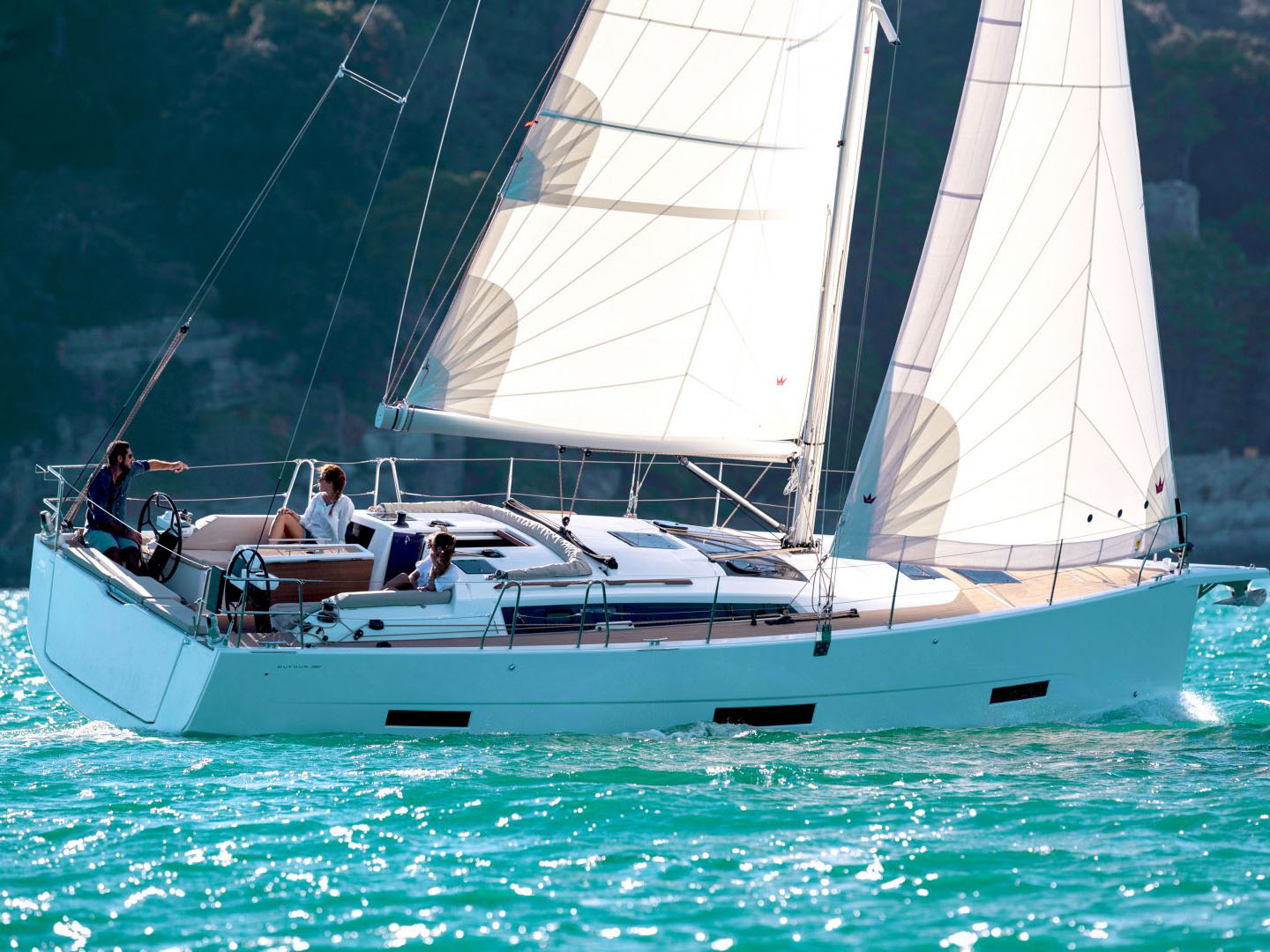 Dufour 390 (3 WC) — photo 1