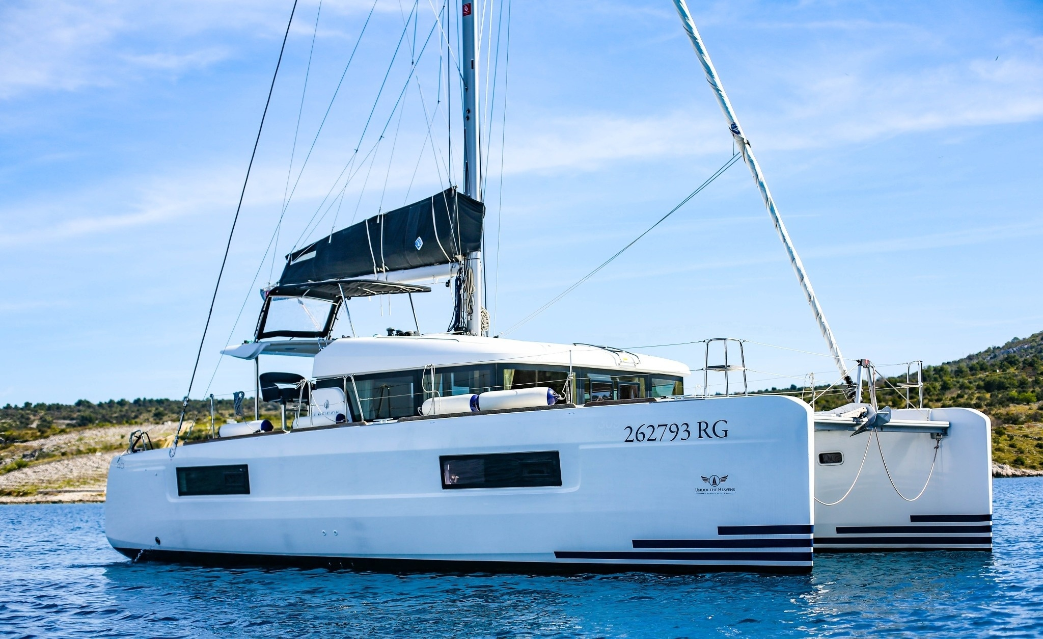Lagoon 40 — photo 8