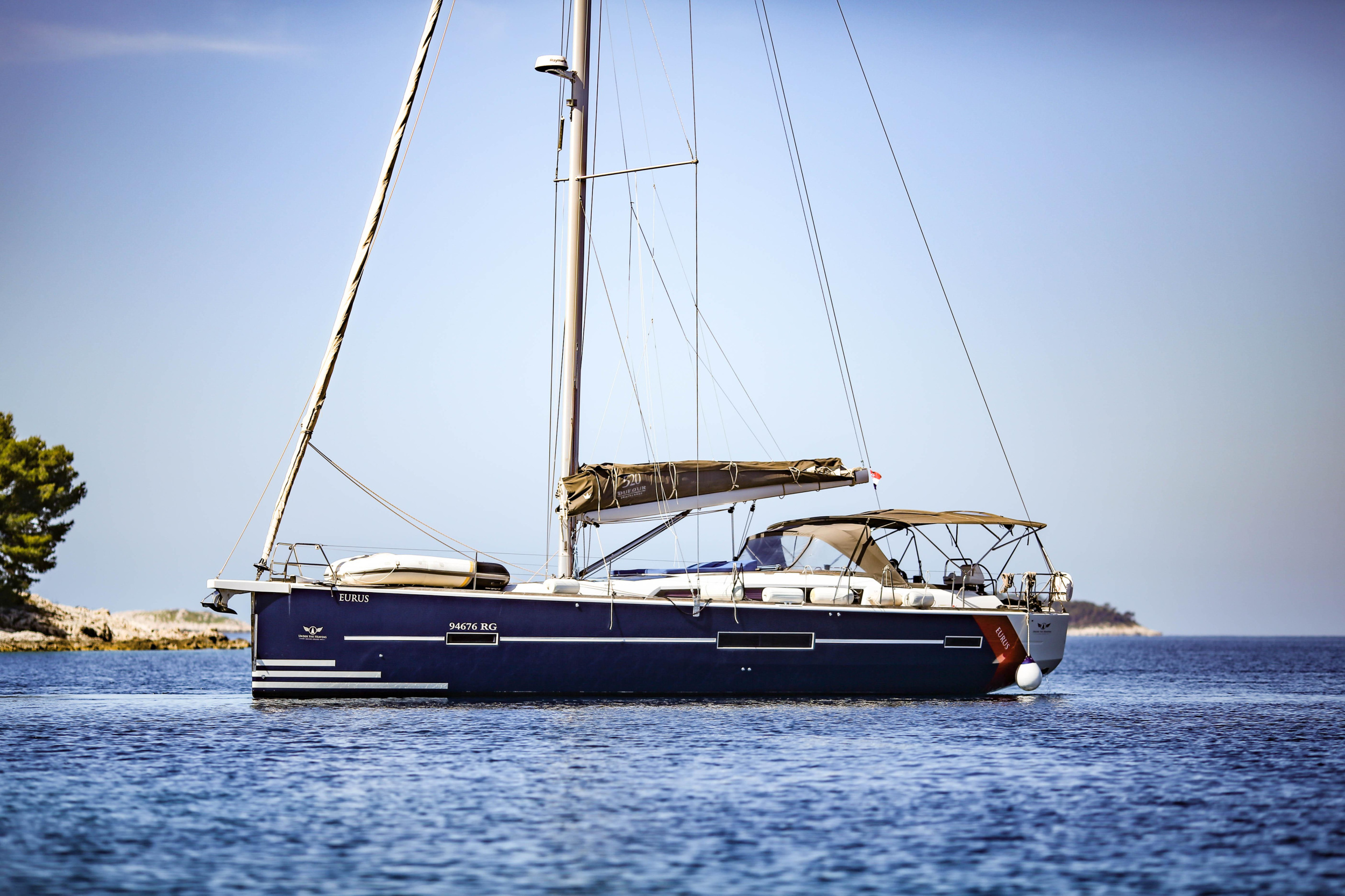 Dufour 520 GL — photo 23