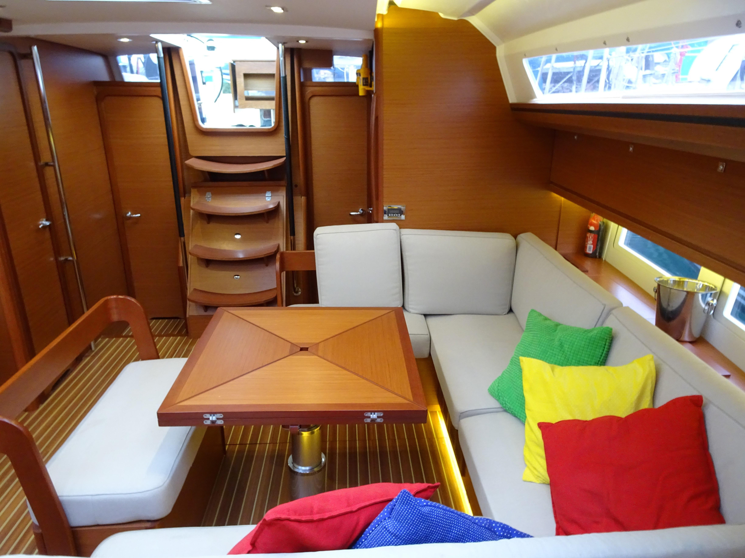 Dufour 520 GL — photo 23