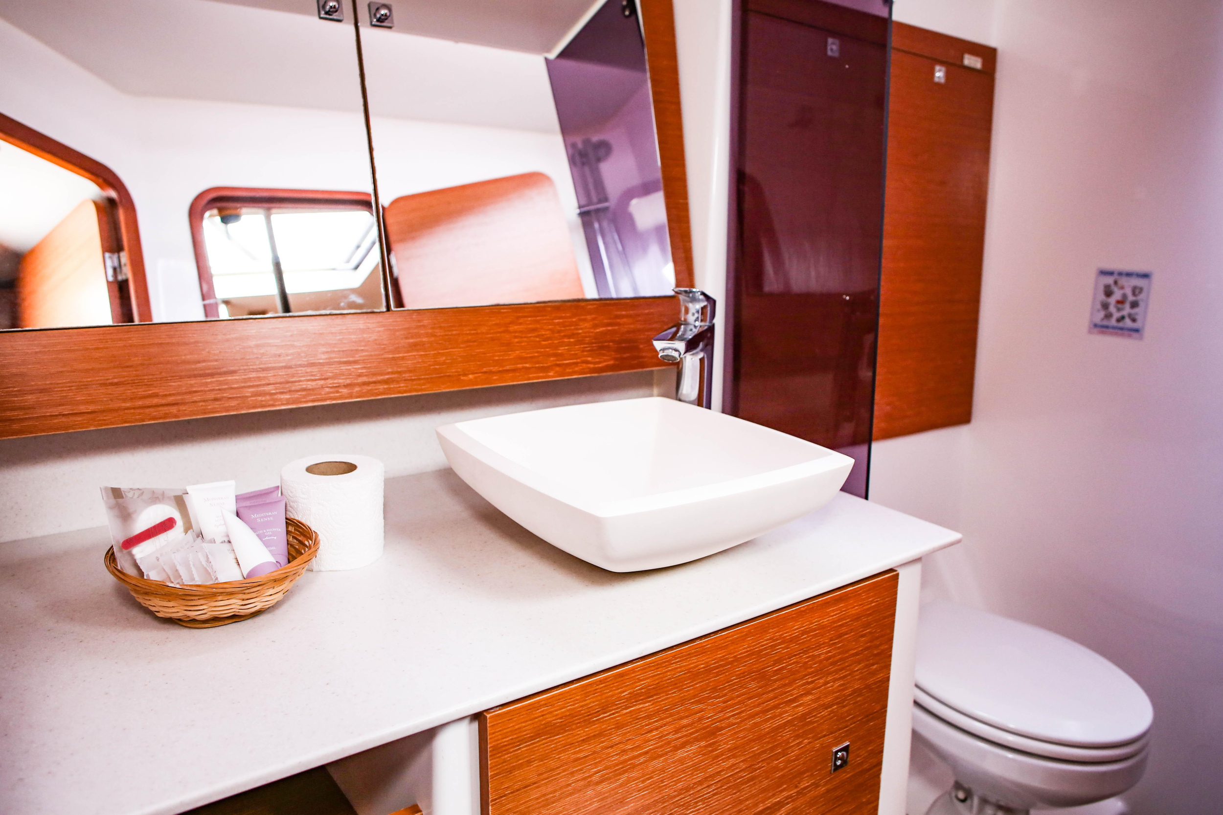 Dufour 520 GL — photo 16