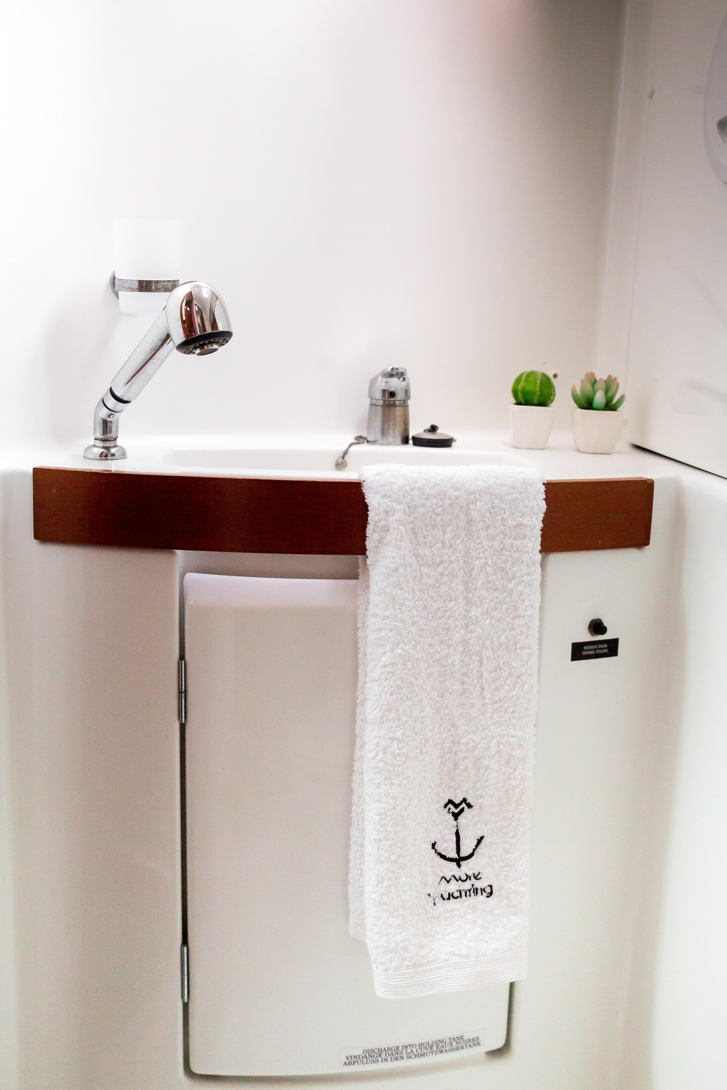 Oceanis 43 — photo 20