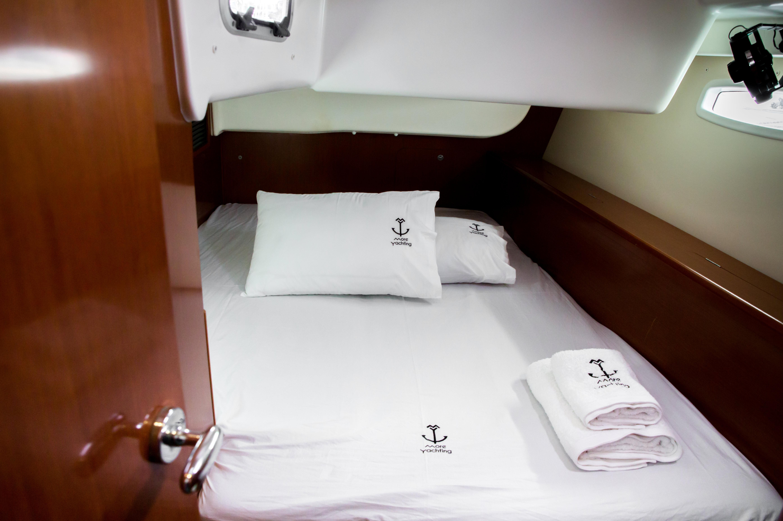 Oceanis 43 — photo 29