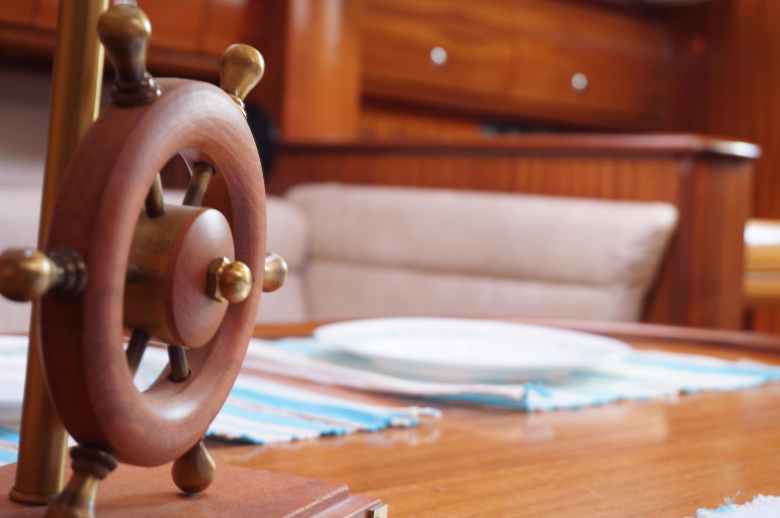 Bavaria 36 — photo 12