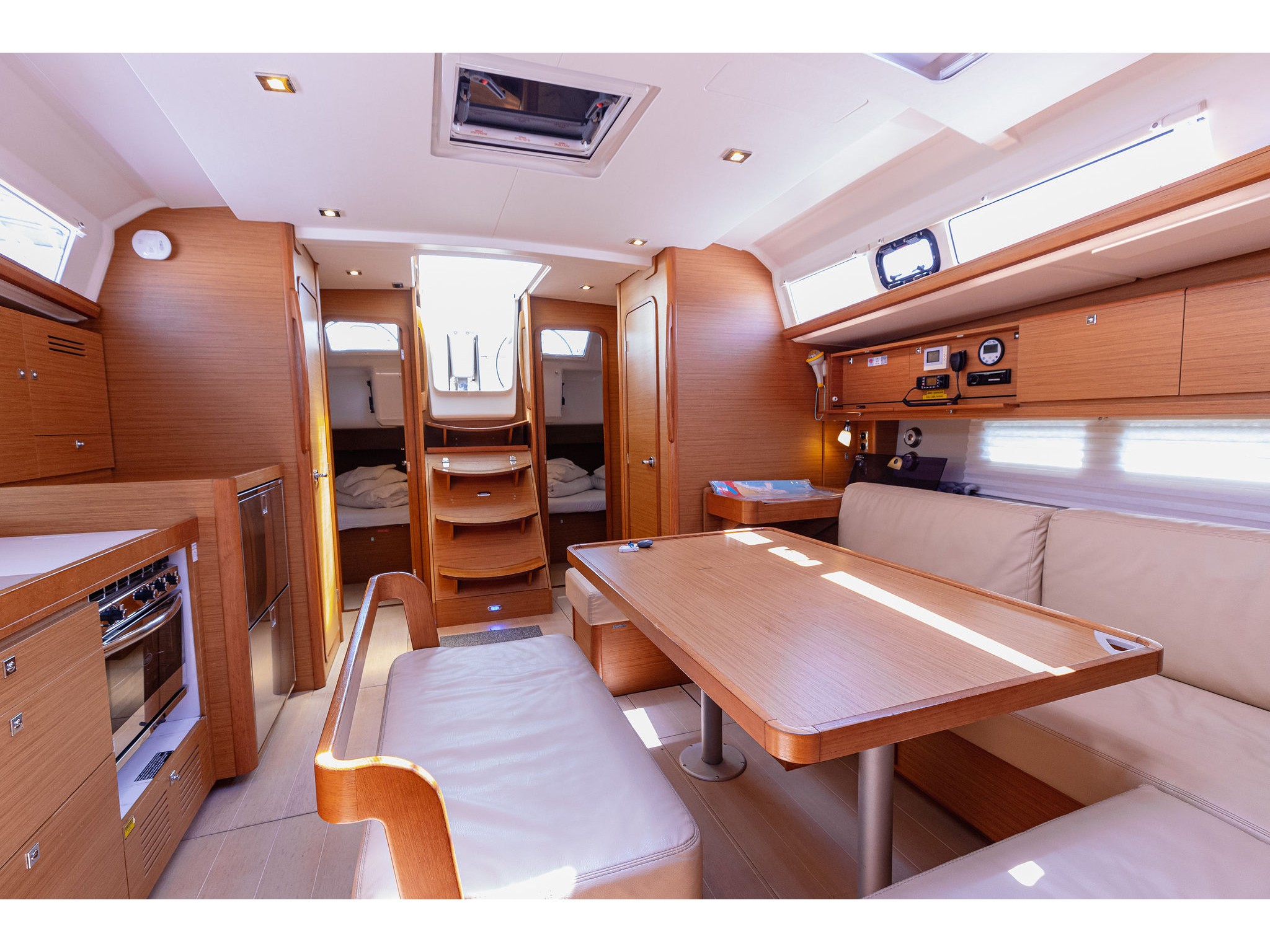 Dufour 460 Grand Large 4 cabin — photo 21