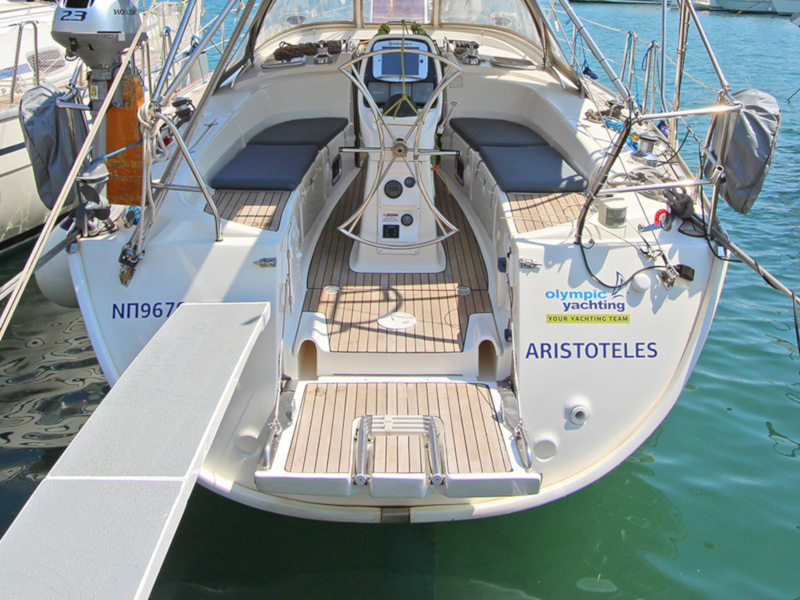 Bavaria 38 Cruiser — photo 11
