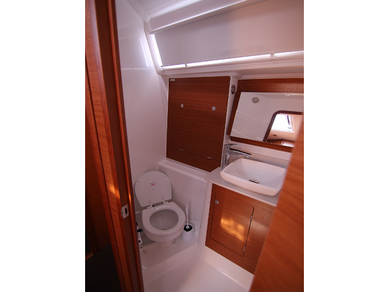DUFOUR 460 Grand Large BT — photo 14