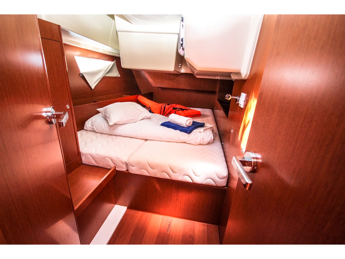 Oceanis 41.1 — photo 10