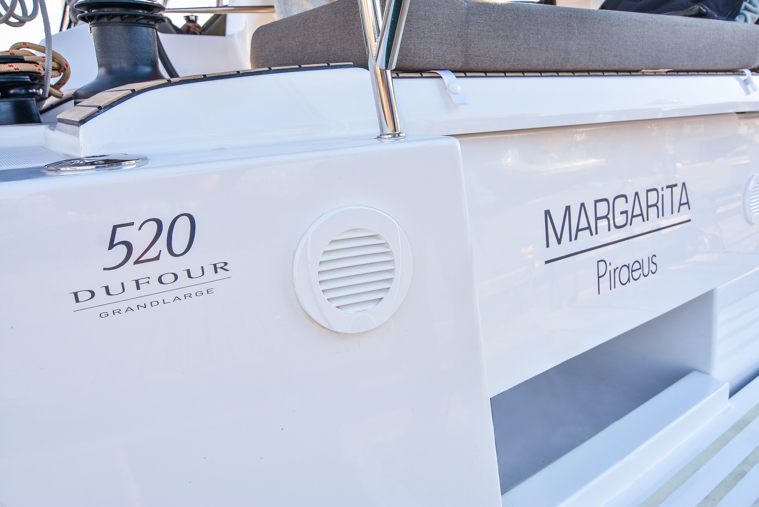 Dufour 520 GL — photo 13