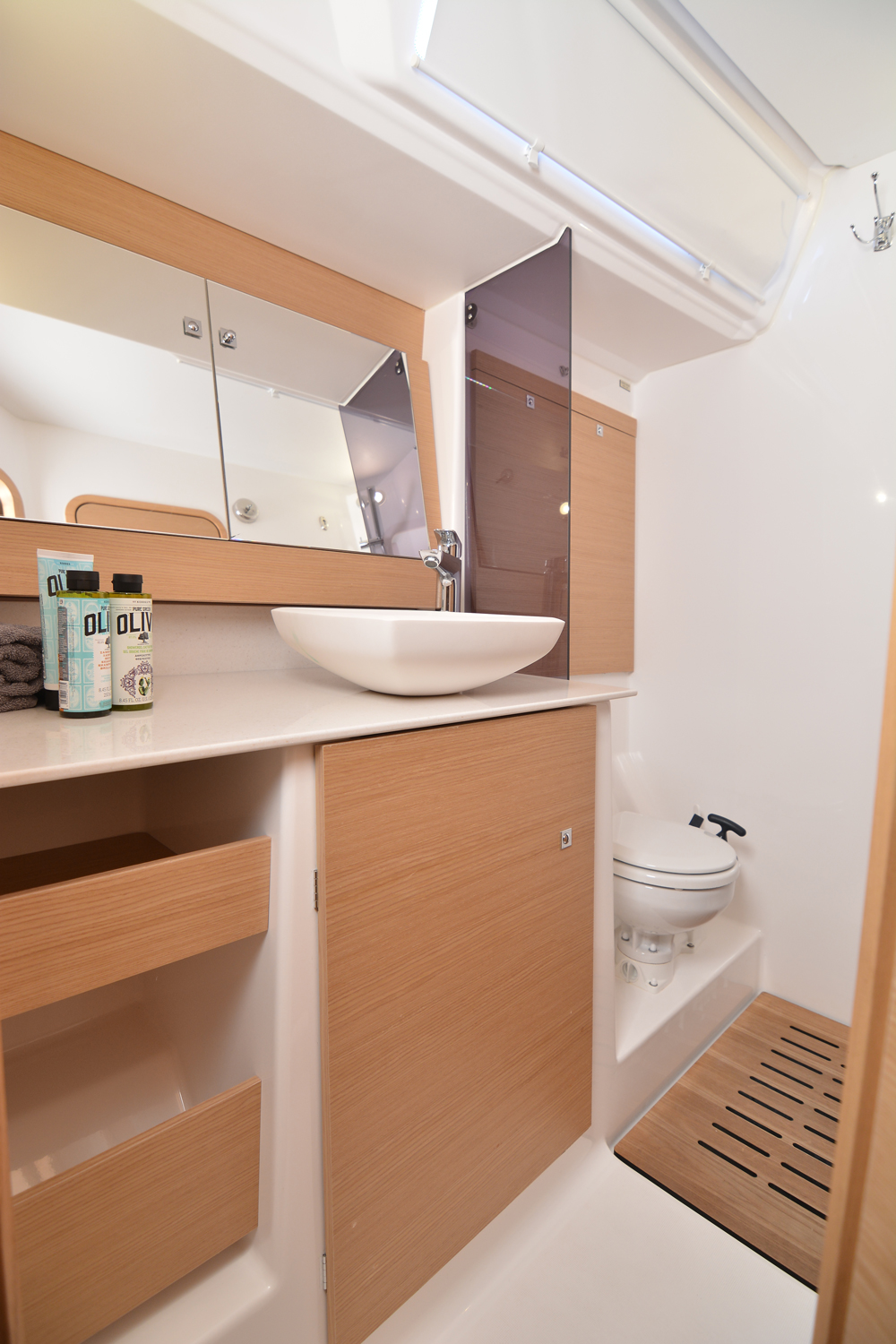 Dufour 520 GL — photo 6