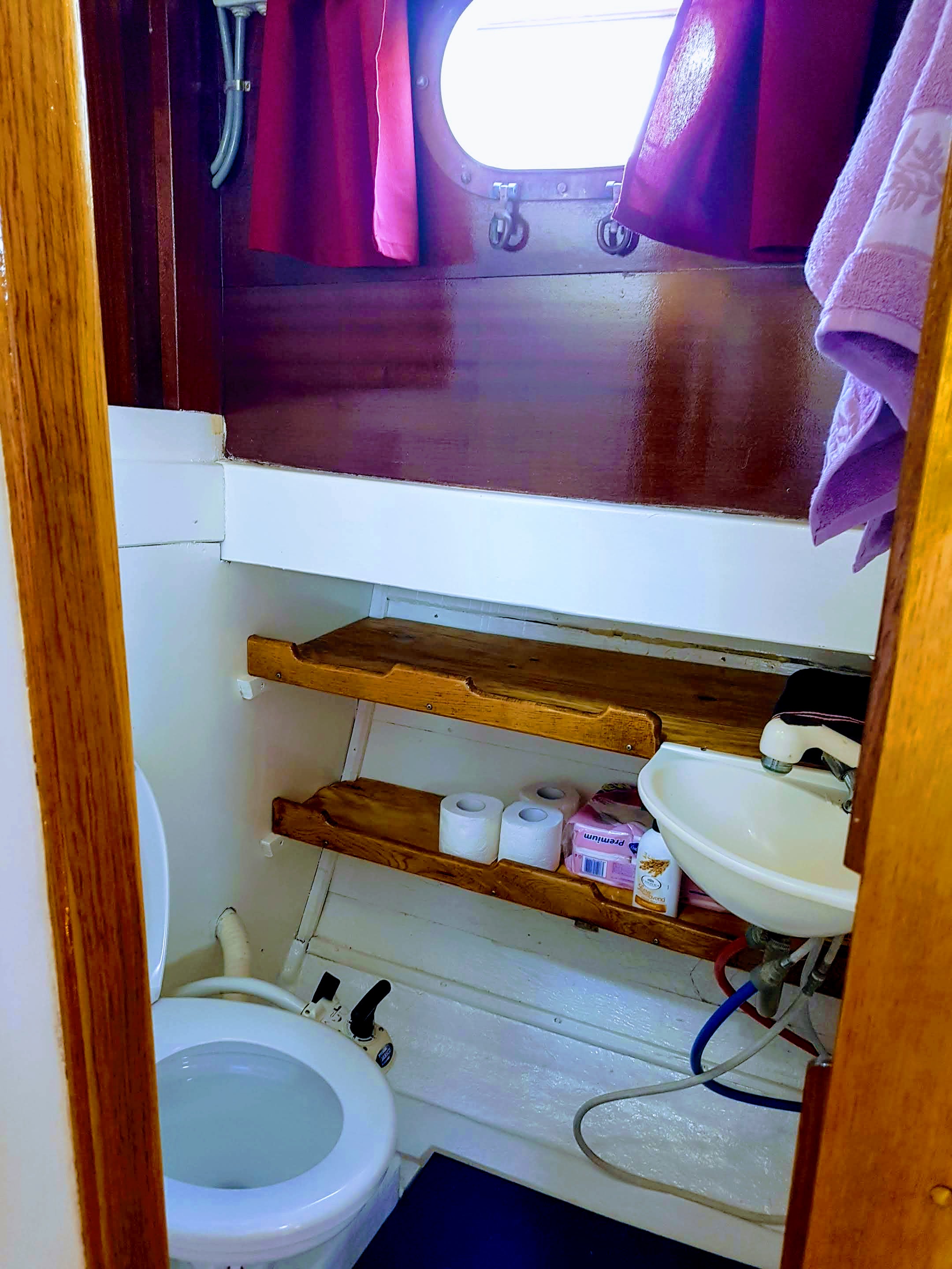 Classsic dalmatian boat — photo 4