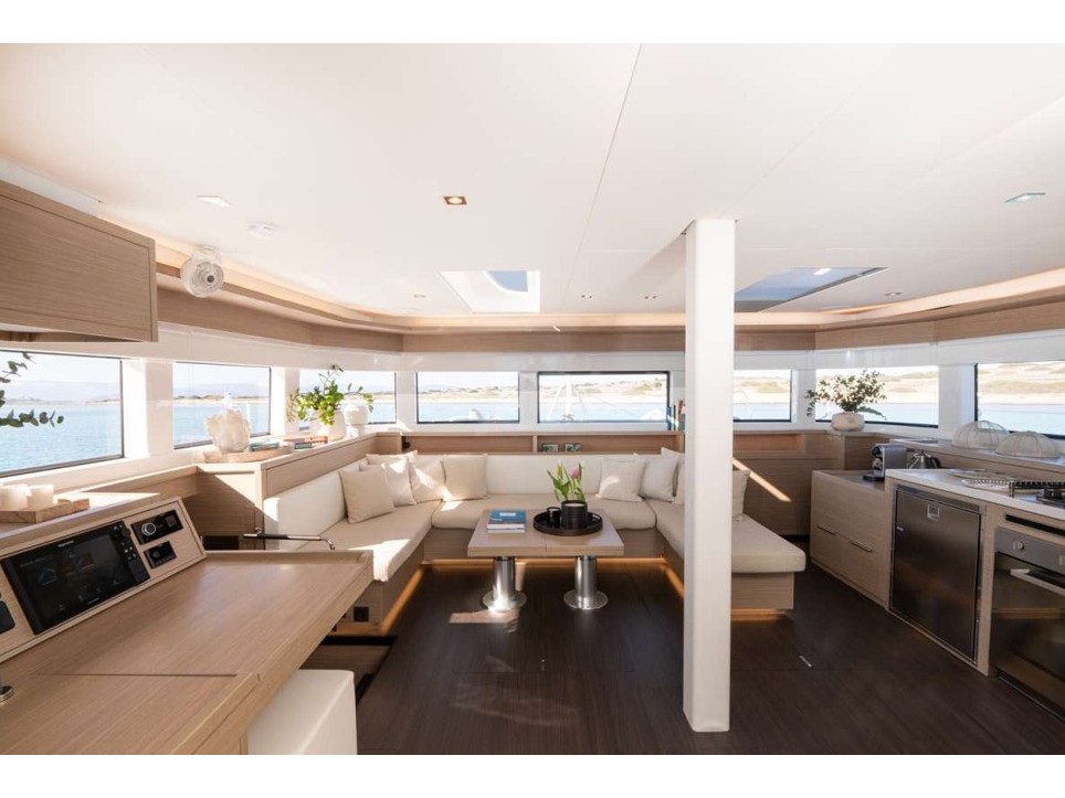 Lagoon 55 — photo 15