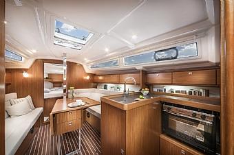 Bavaria 34 Cruiser — photo 7