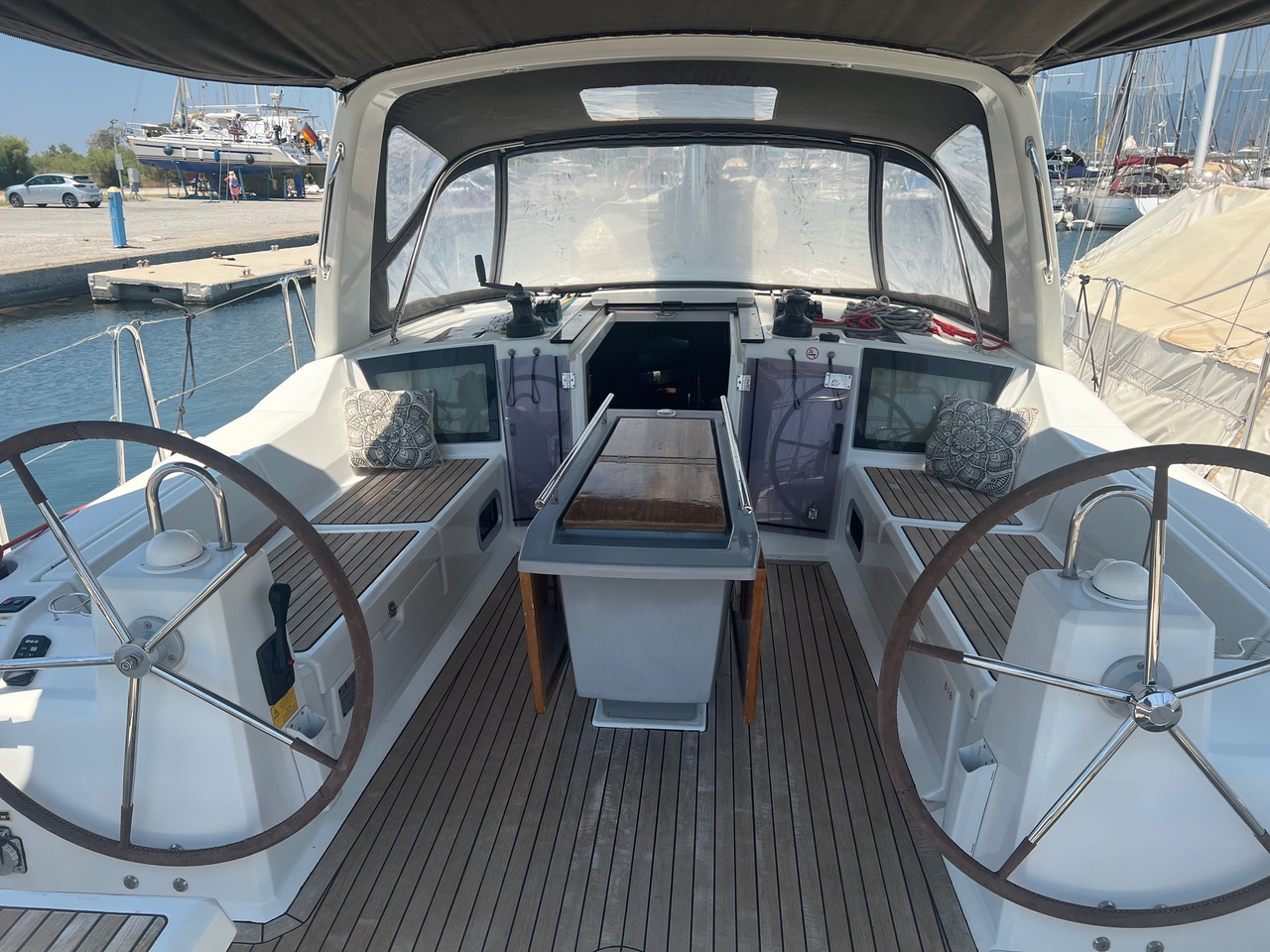 Oceanis 41.1 — photo 6