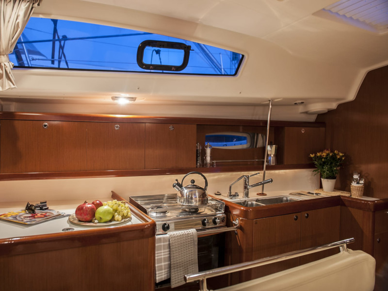 Oceanis 43 — photo 3