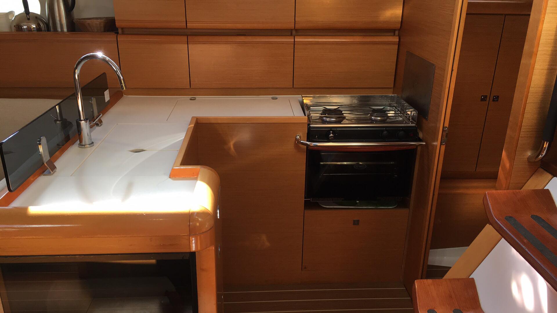 Sun Odyssey 439 — photo 10