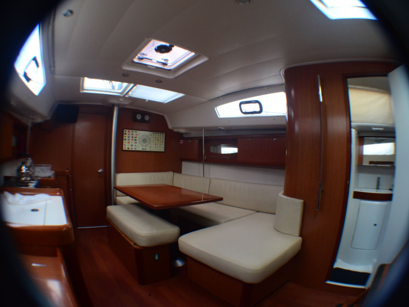 Oceanis 40 — photo 4