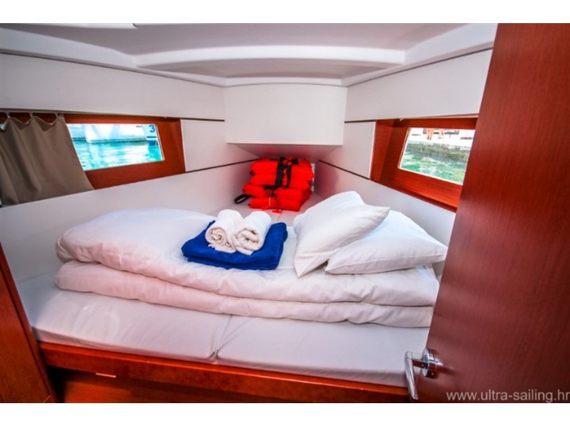 Oceanis 35 — photo 7