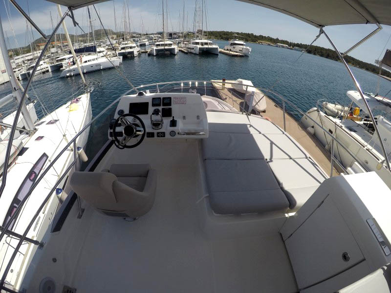 Prestige 420 Fly — photo 5