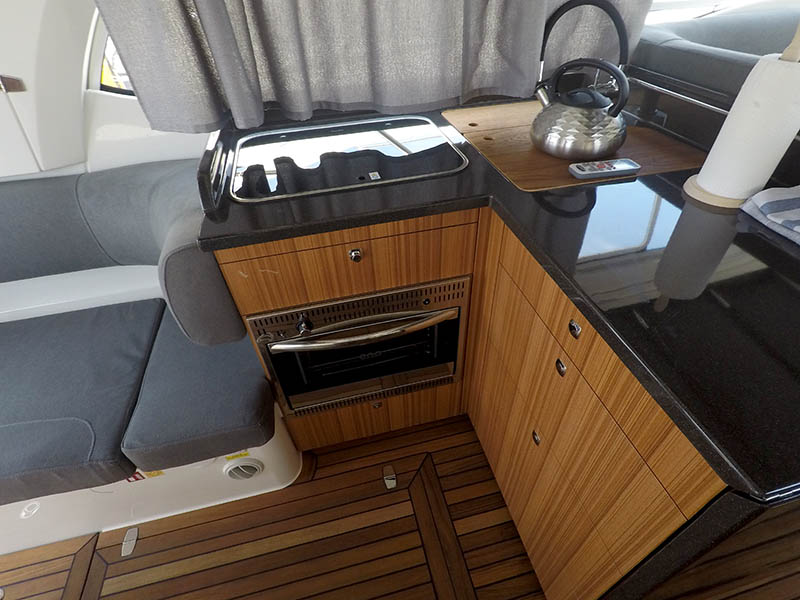 Marex 360 Cabriolet Cruiser — photo 21