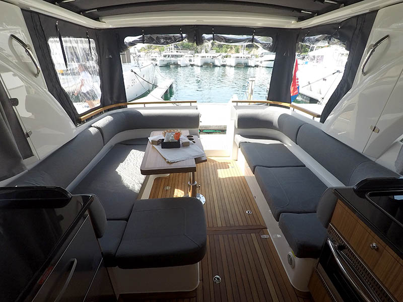 Marex 360 Cabriolet Cruiser — photo 10
