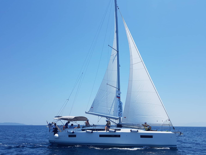 Sun Odyssey 440 — photo 8