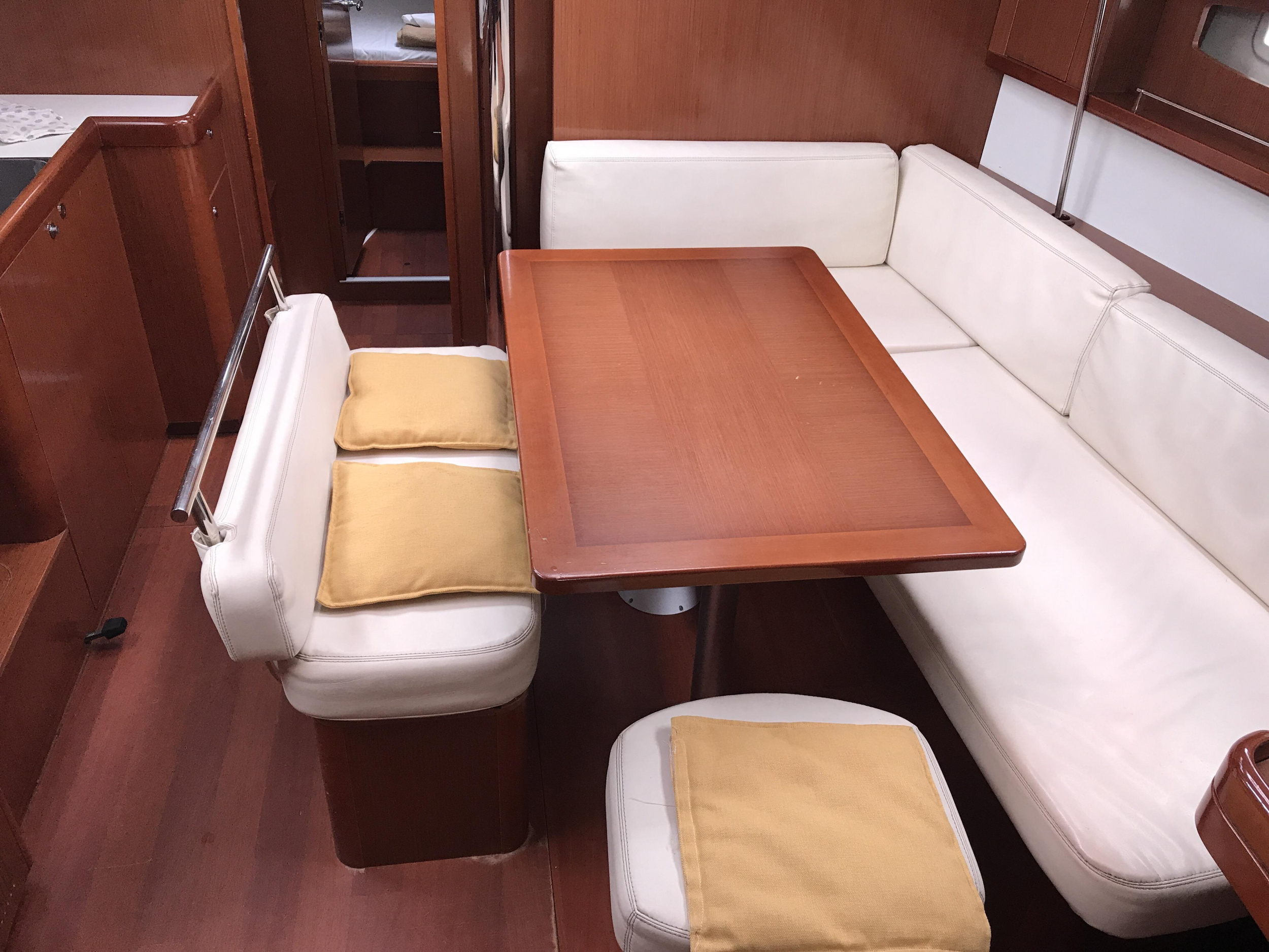 Oceanis 43 — photo 11