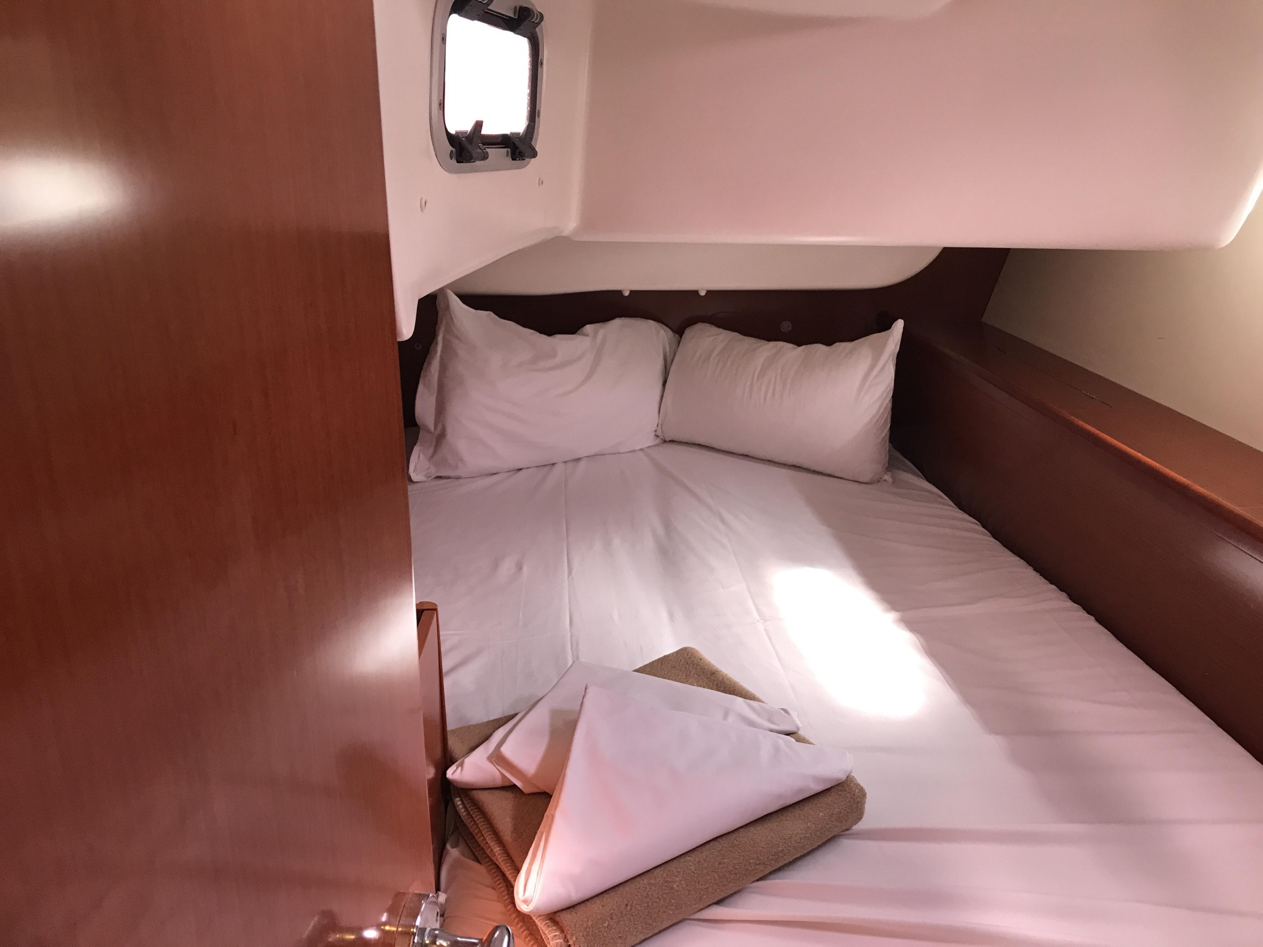 Oceanis 43 — photo 16
