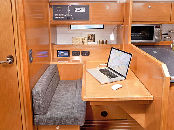 Bavaria Cruiser 50 — photo 7