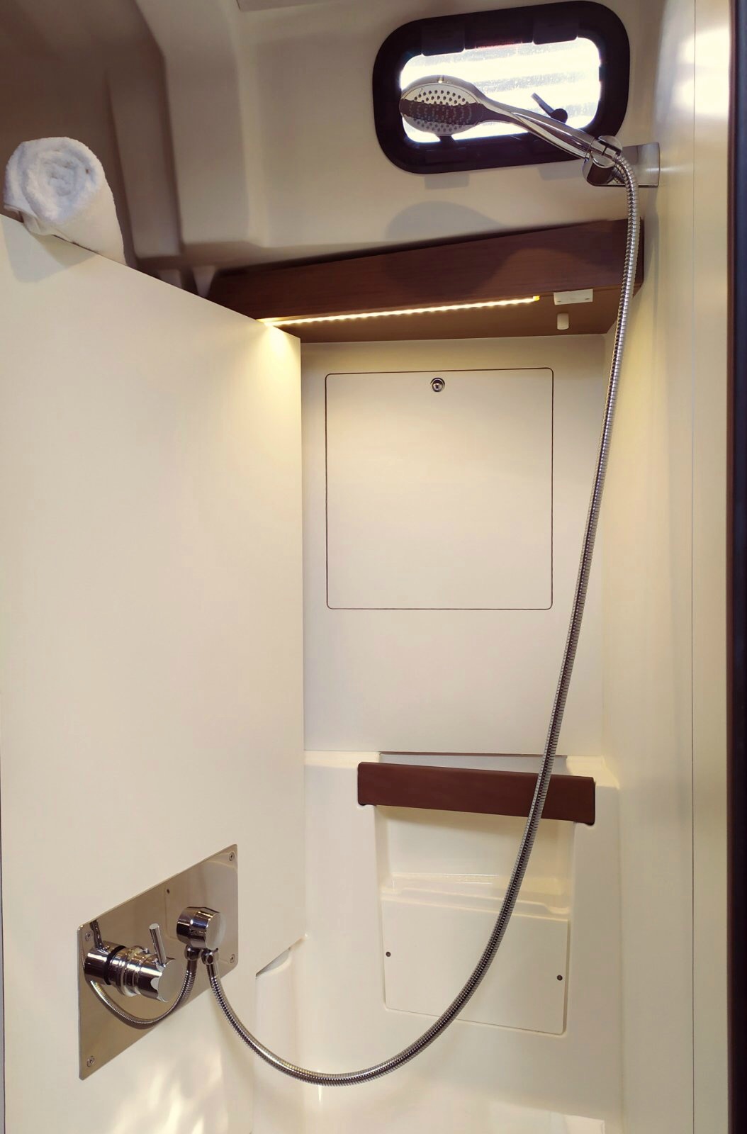 Oceanis 51.1 — photo 3